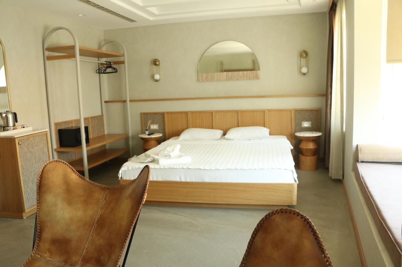 Monk Hotel Alaçatı Buitenkant foto